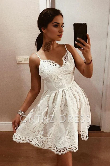 CNTNZ DRESS Hot Sale A-Line Spaghetti Straps Backless Lace with Appliques Homecoming Dress