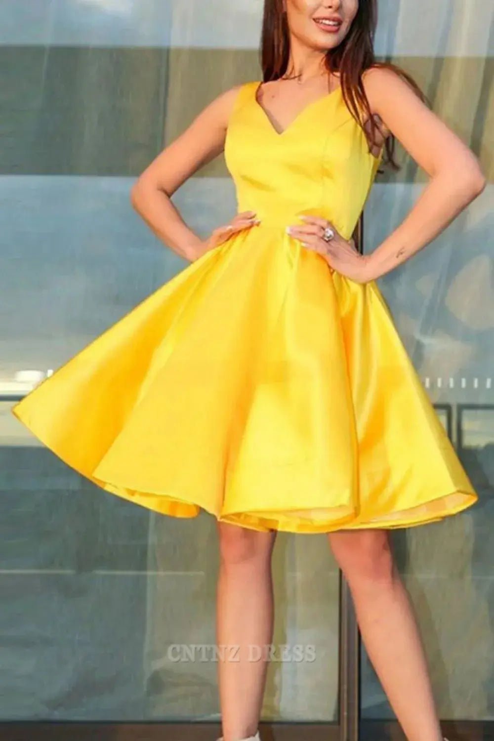 Wholesa A-Line V-Neck Knee Length Lemon Homecoming Dress formal dresses Bridesmaid Dresses evening gown Prom Dress