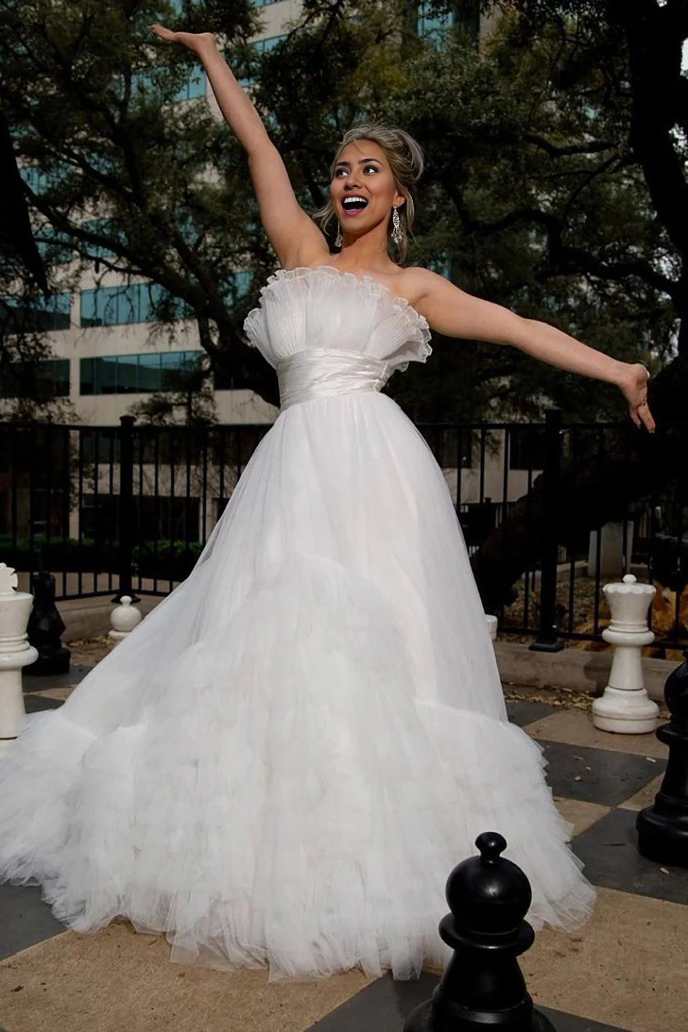 Wholesa A-Line Strapless Tulle Wedding Dress