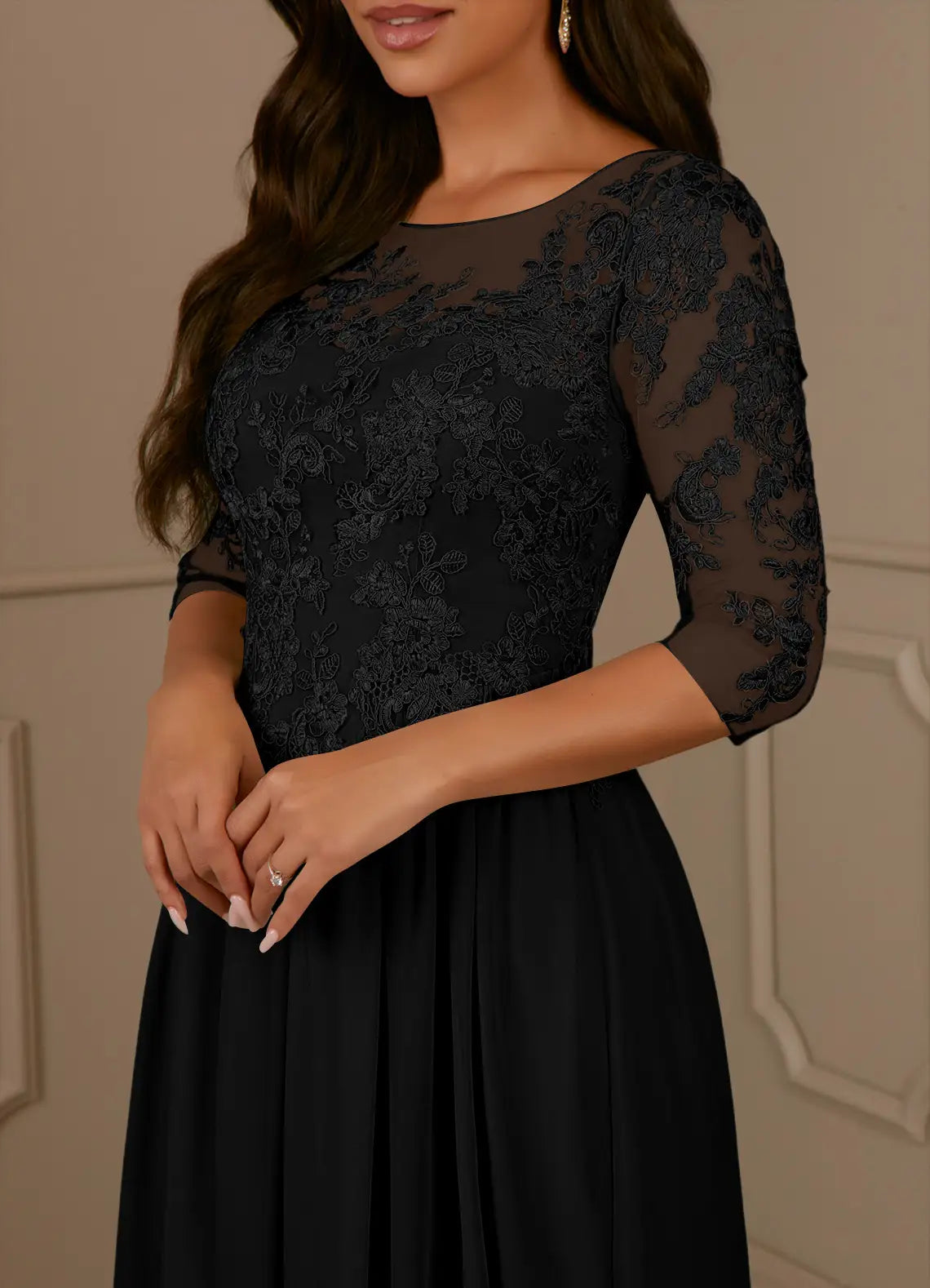 Wholesa A-Line Crew Neck Scoop lace Appliques Black Mother of the Bride Dresses