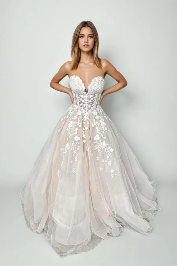 Wholesa A-line Champagne Tulle Lace Elegant Strapless Bridal Gowns Wedding Dresses