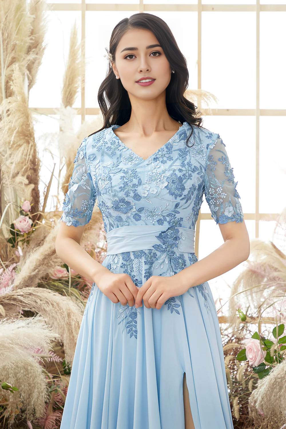 Wholesa A-line V Neck Mother of Bride Dress with Appliques