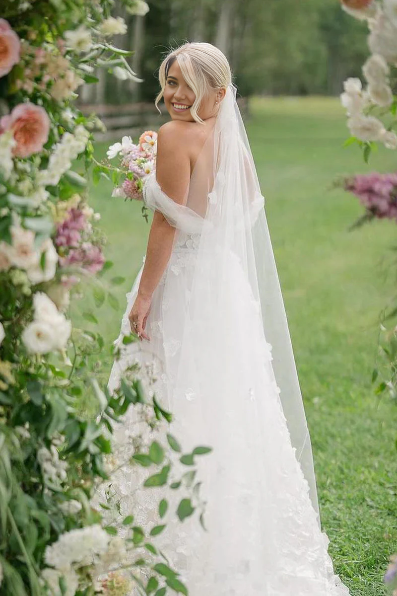 Wholesa A-Line Off the Shoulder Tulle Wedding Dresses