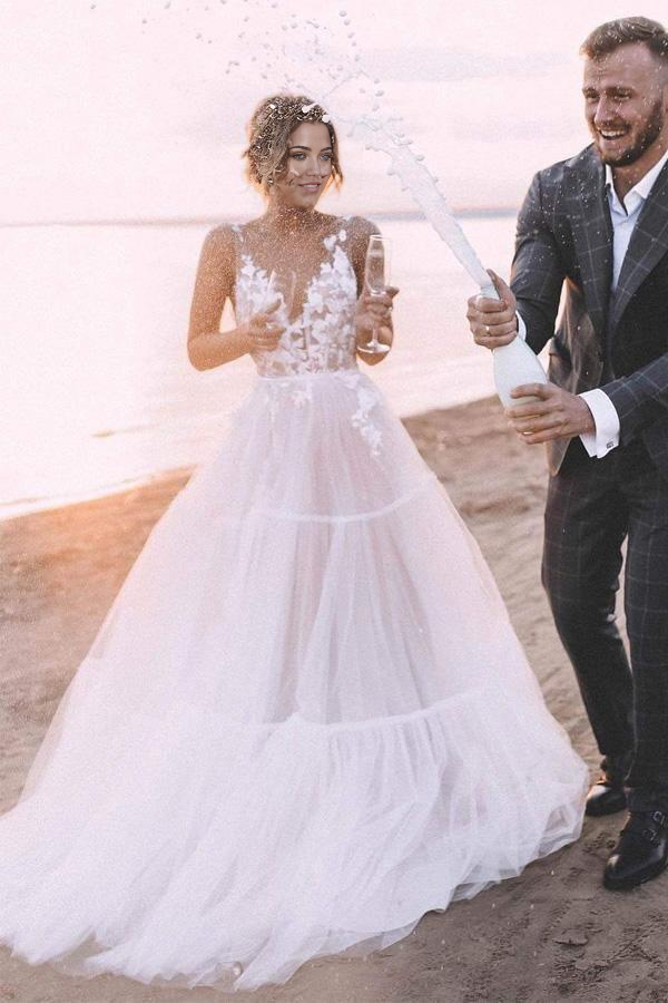 Wholesa A-line V Neck Lace Layered Tulle Skirt Outdoor Bridal Gown Wedding Dresses