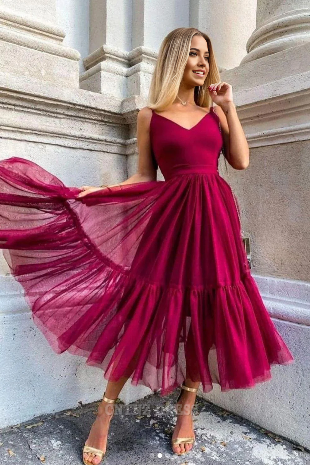 Wholesa A-line Charming V-neck Spaghetti Straps Homecoming Dress formal dresses Bridesmaid Dresses evening gown Prom Dress