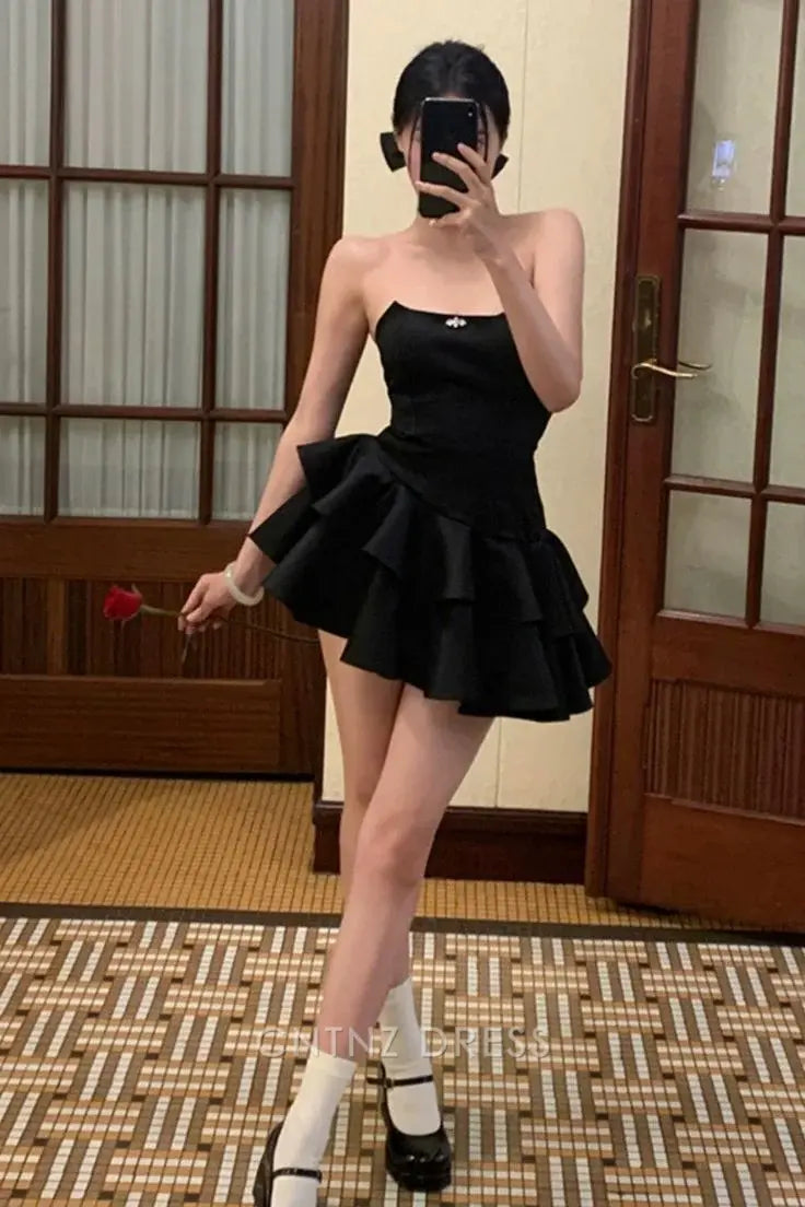 Wholesa A-line Strapless Black Satin Short Layered Homecoming Dress formal dresses Bridesmaid Dresses evening gown Prom Dress