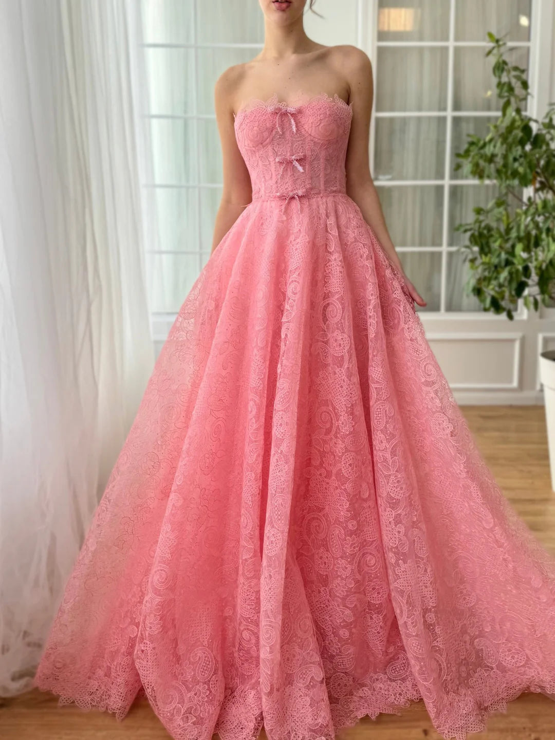 Wholesa A-Line Sweetheart Strapless Floor-Length Prom Dress