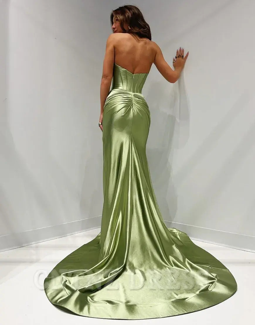 Wholesa Mermaid Strapless Ruched Satin Long Fuchsia formal dresses evening gown Prom Dress with Slit