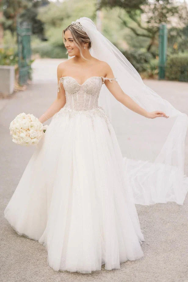 Wholesa A Line Sweetheart Tulle formal dresses Wedding Dresses with Beading