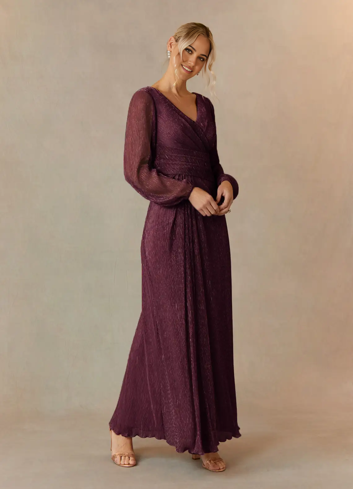 Wholesa A-Line V-Neck Long Sleeve Pleated Mulberry Mother of the Bride Dresses