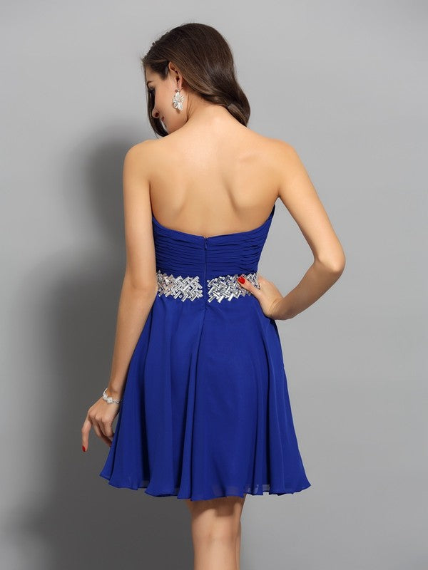 Wholesa  A-Line/Princess Sweetheart Beading Sleeveless Short Chiffon Cocktail Dresses