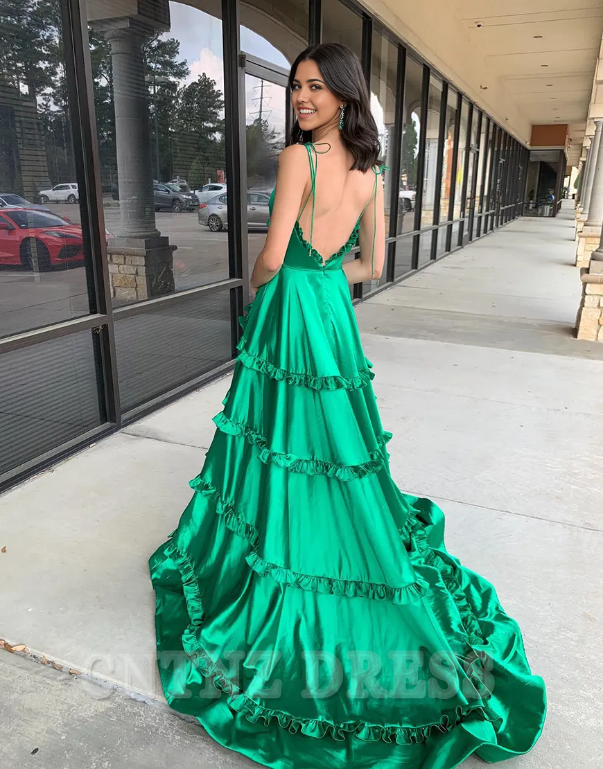 Wholesa A-Line Spaghetti Straps Ruffles Satin Green Long formal dresses evening gown Prom Dress with Slit