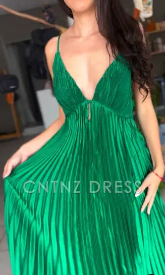 Wholesa A Line V Neck Green Spaghetti Straps Pleated formal dresses Bridesmaid Dresses evening gown Prom Dress