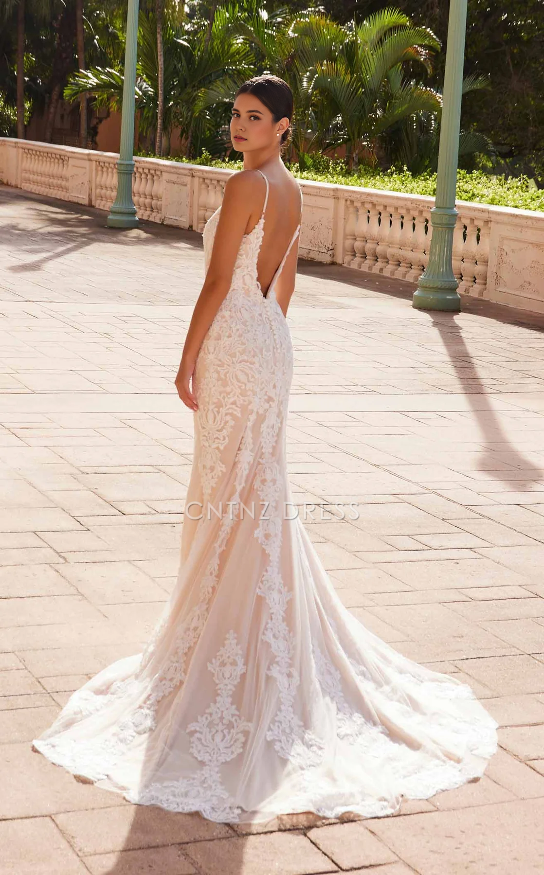 CNTNZ DRESS Gorgeous Mermaid Spaghetti Strap V Neck Backless Charming Hot Sale Wedding Dress