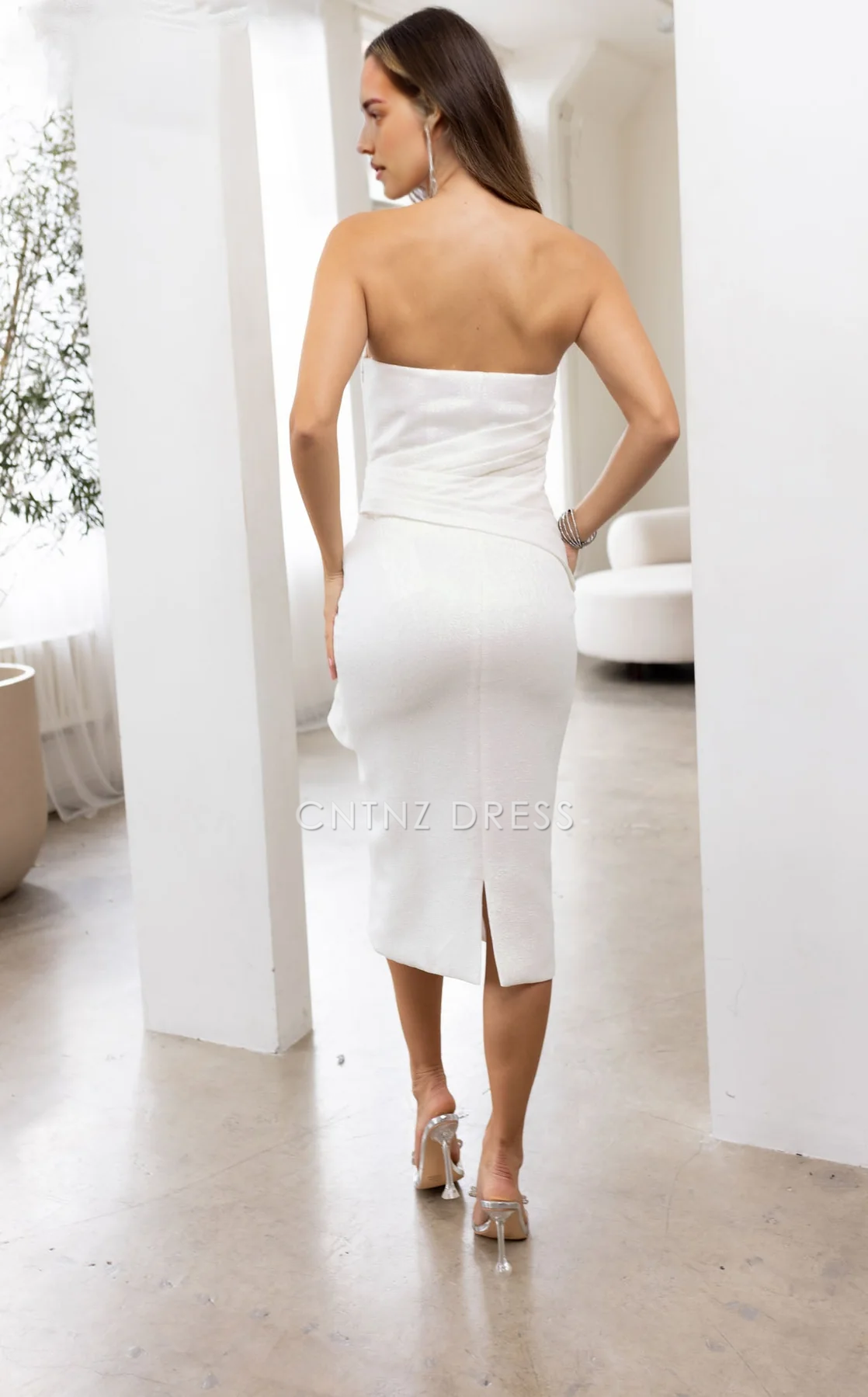 CNTNZ DRESS Sheath Strapless Straight Neckline Ruched Backless Beadwork Knee-Length Fashion Hot Sale Wedding Dress