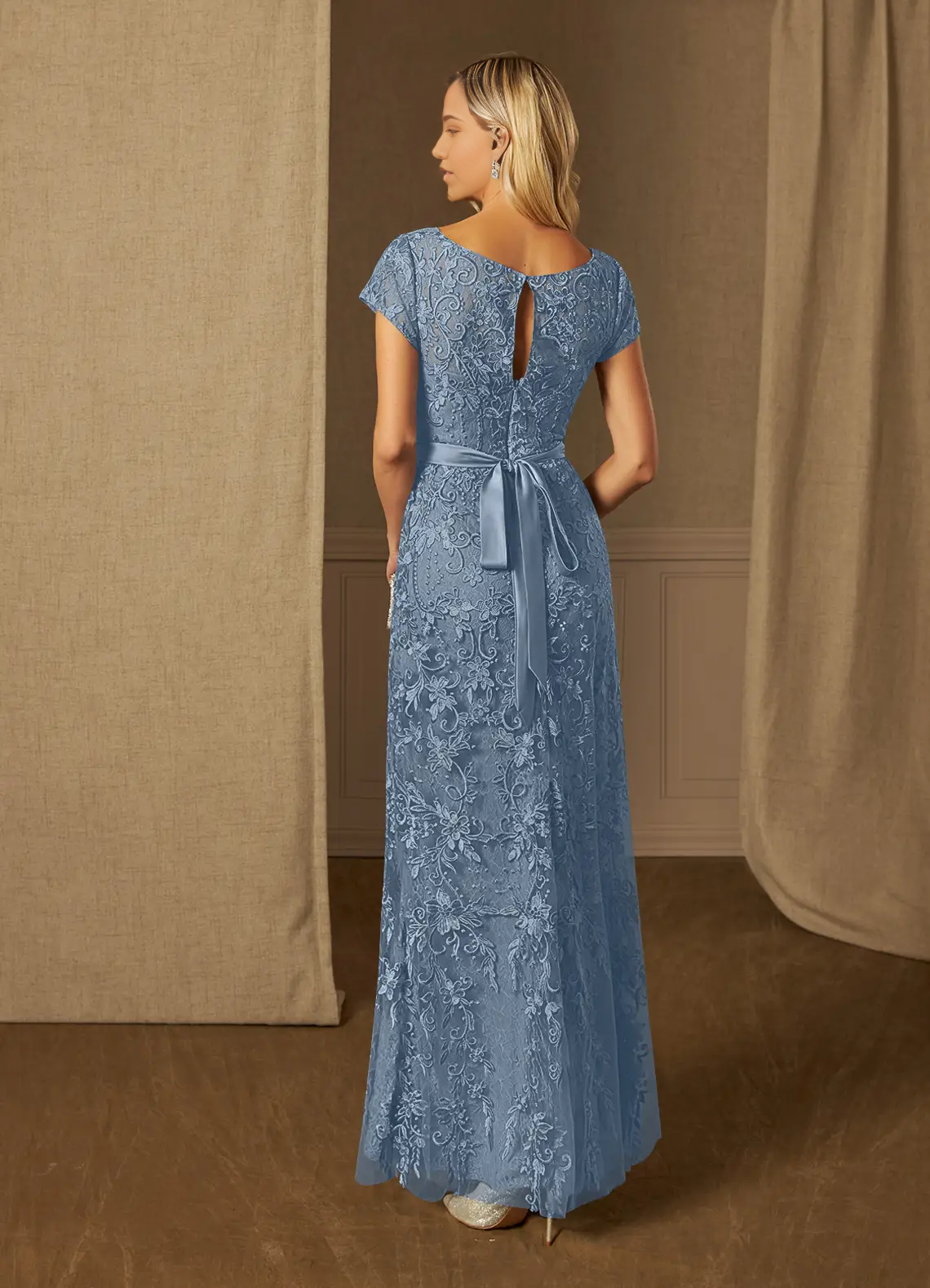 Wholesa Sheath Scoop Lace Appliques Short Sleeve Dusty Blue Mother of the Bride Dresses