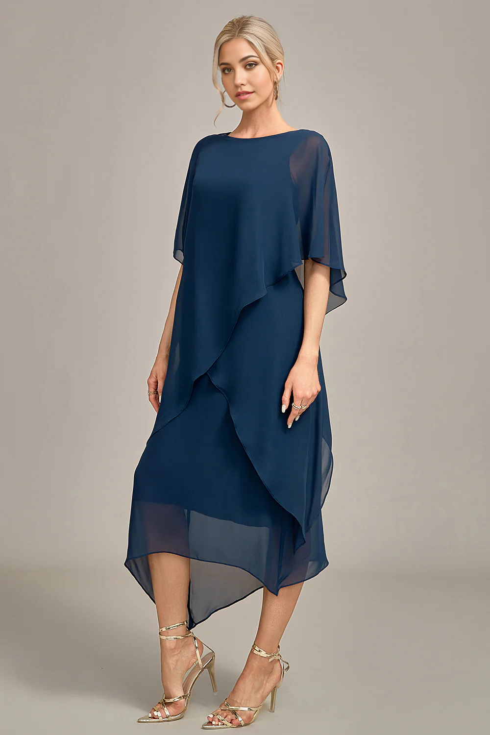 Wholesa A-line Chiffon Scoop Neck Mother of the Bride Dress