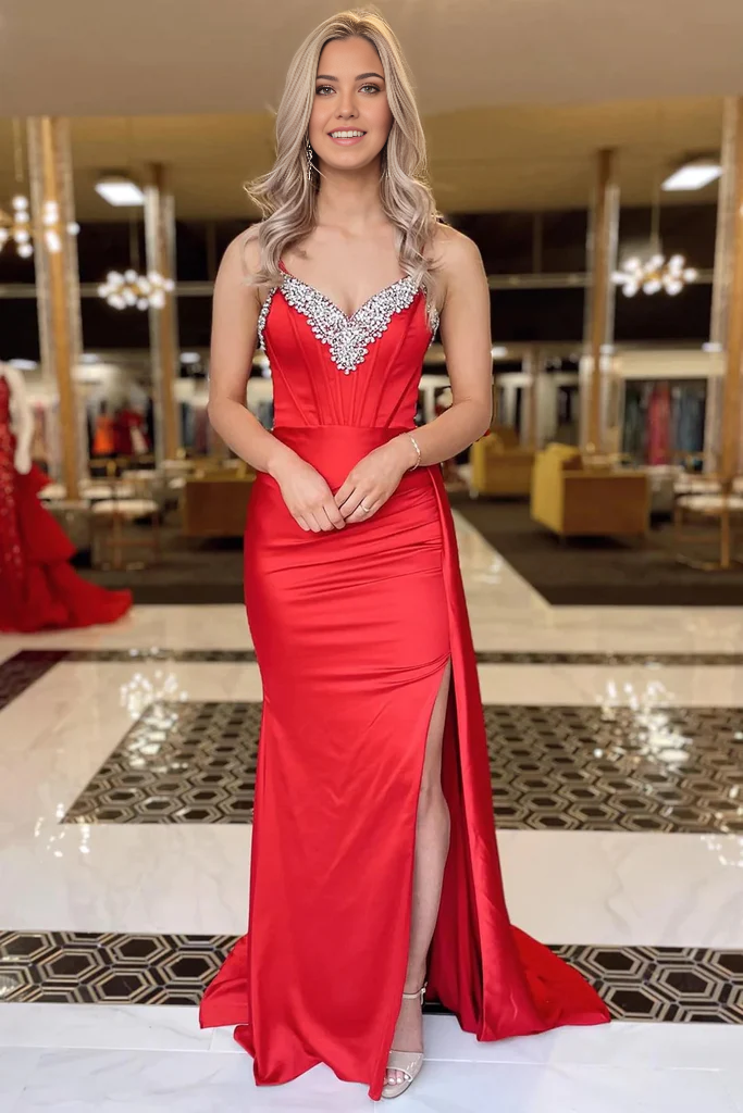 Wholesa Mermaid Beading V-Neck Long Prom Dress with Attached Train