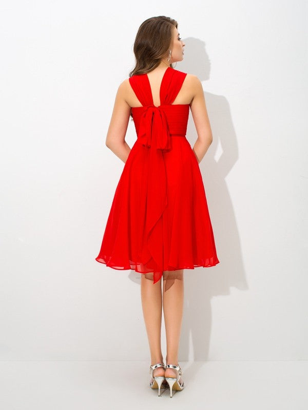 Wholesa  A-Line/Princess Straps Pleats Sleeveless Short Chiffon Cocktail Dresses