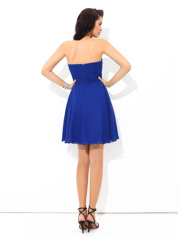 Wholesa  A-Line/Princess Sweetheart Sleeveless Pleats Short Chiffon Cocktail Dresses