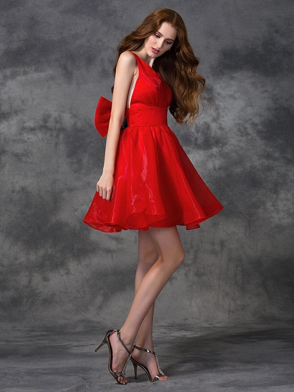 Wholesa  A-line/Princess V-neck Sash/Ribbon/Belt Sleeveless Short Organza Cocktail Dresses