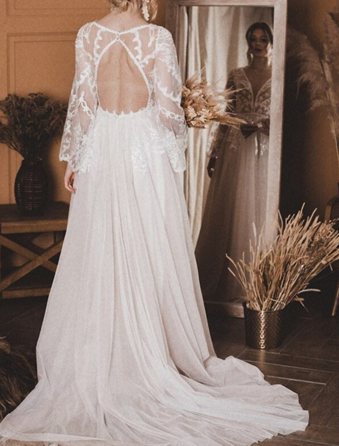 Wholesa A-Line Top Flare Sleeves Lace Open Back Wedding Dress