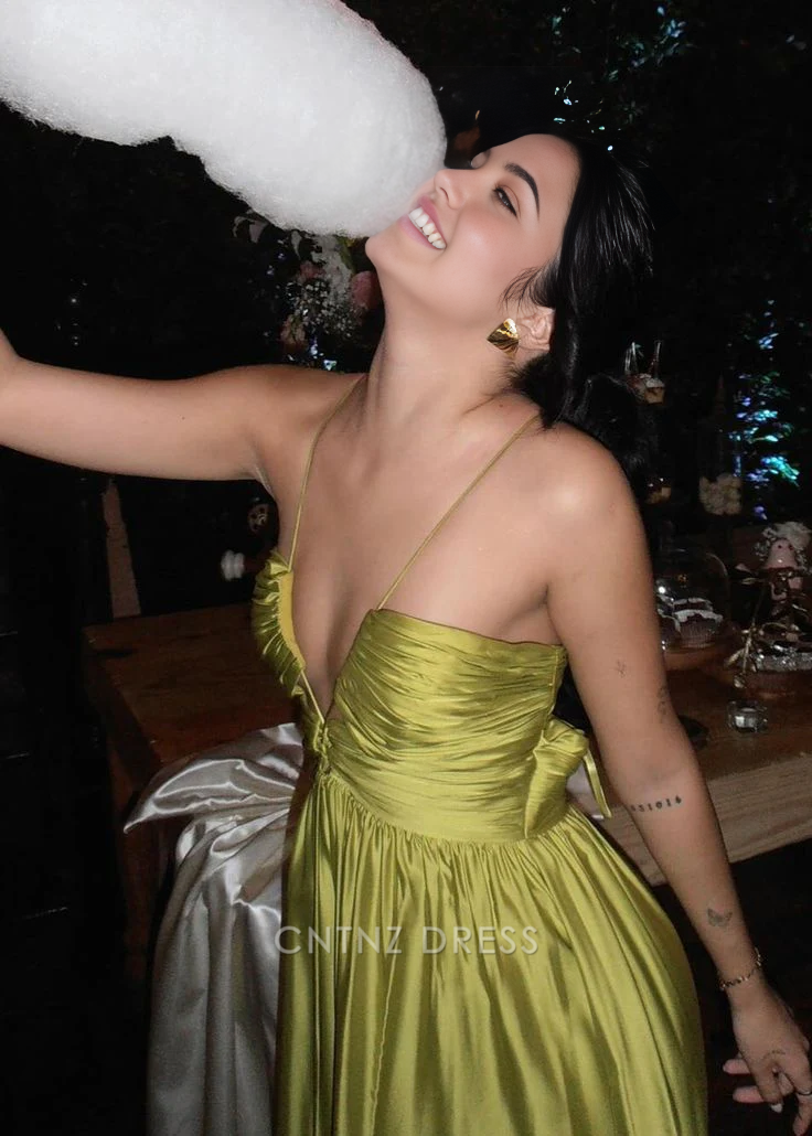 Wholesa A-line Halter Satin Ruched Green Long formal dresses Bridesmaid Dresses evening gown Prom Dress