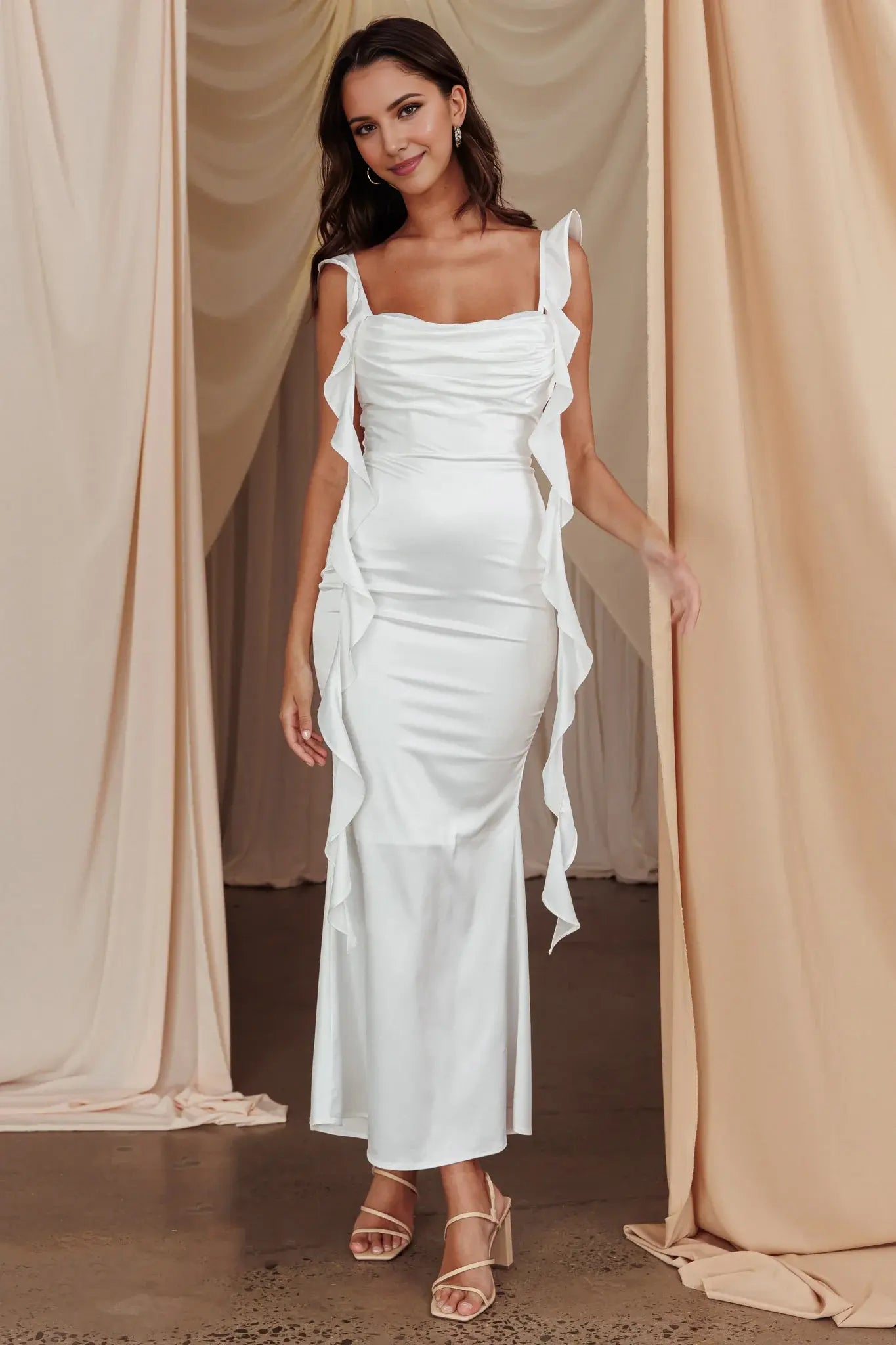 Exquisite Mermaid Adjustable Flounce Ruffle Straps Square Neck Pleating Detail On Bust Backless Chic Long Wedding Guest Dress Hot Sale Prom Dress