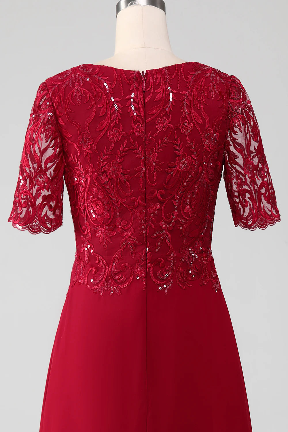 Wholesa A Line Round Neck Sparkly Sequin Mother of Bride Dress With Appliques