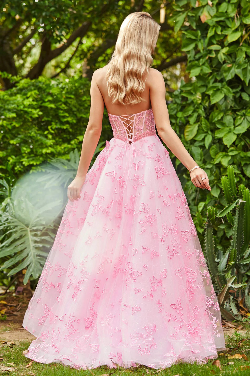 Romantic A-Line Strapless Sweetheart Neckline Illusion Boned Bodice Butterfly Lace Applique Backless Slit Exquisite Party Dress Hot Sale Prom Dresses