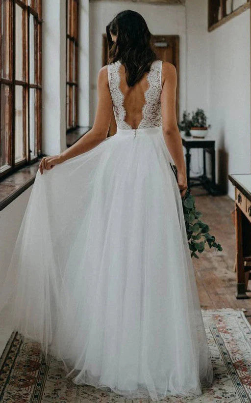 Wholesa A-Line Lace Scalloped-Neck Sleeveless Wedding Dress