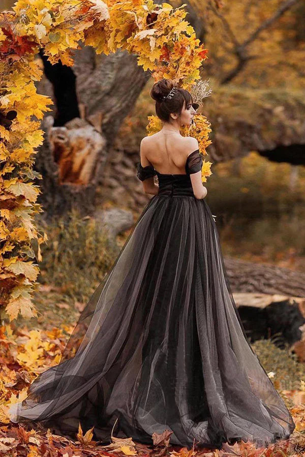Wholesa A-line Off Shoulder Simple Forest Black Wedding Dresses