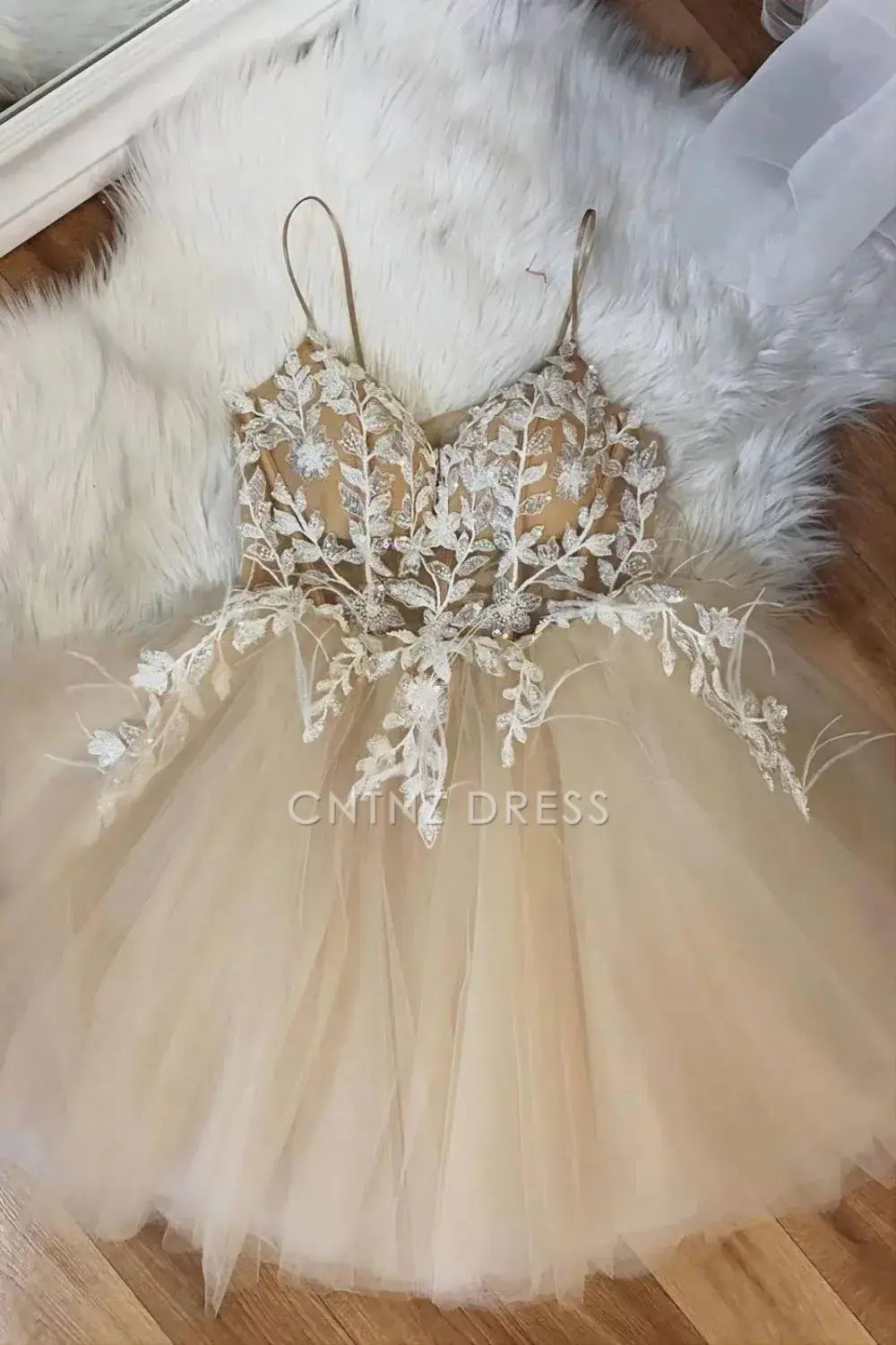 CNTNZ DRESS A Line Spaghetti Strap Round Neck Romantic Lace Sequin Applique Exquisite Cocktail Dress Short Homecoming Dress