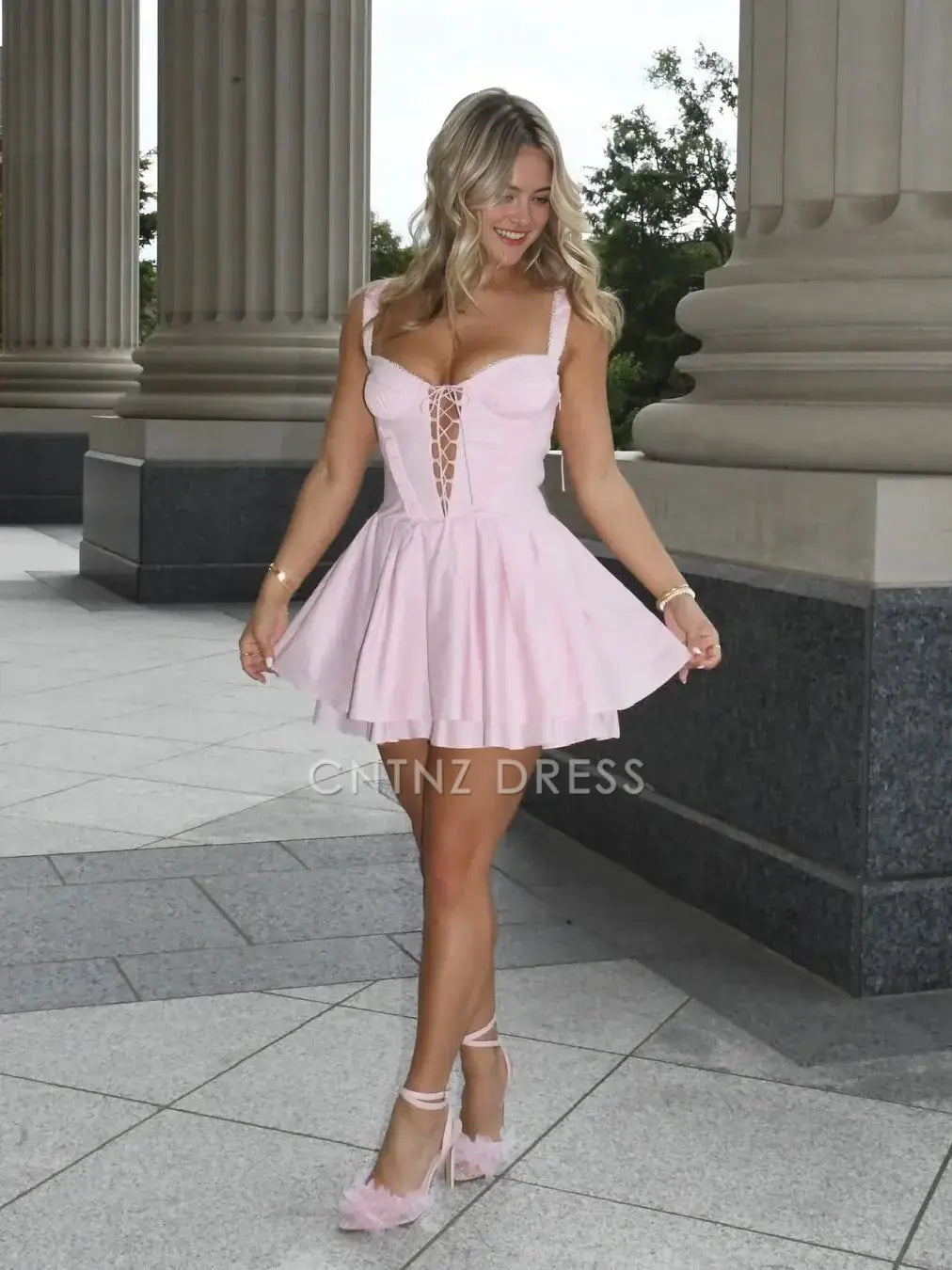 CNTNZ DRESS Chic A Line Low-Cut Sweetheart Neckline Criss Cross Lace up Tiers Ruched Charming Cocktail Dress Short Homecoming Dress