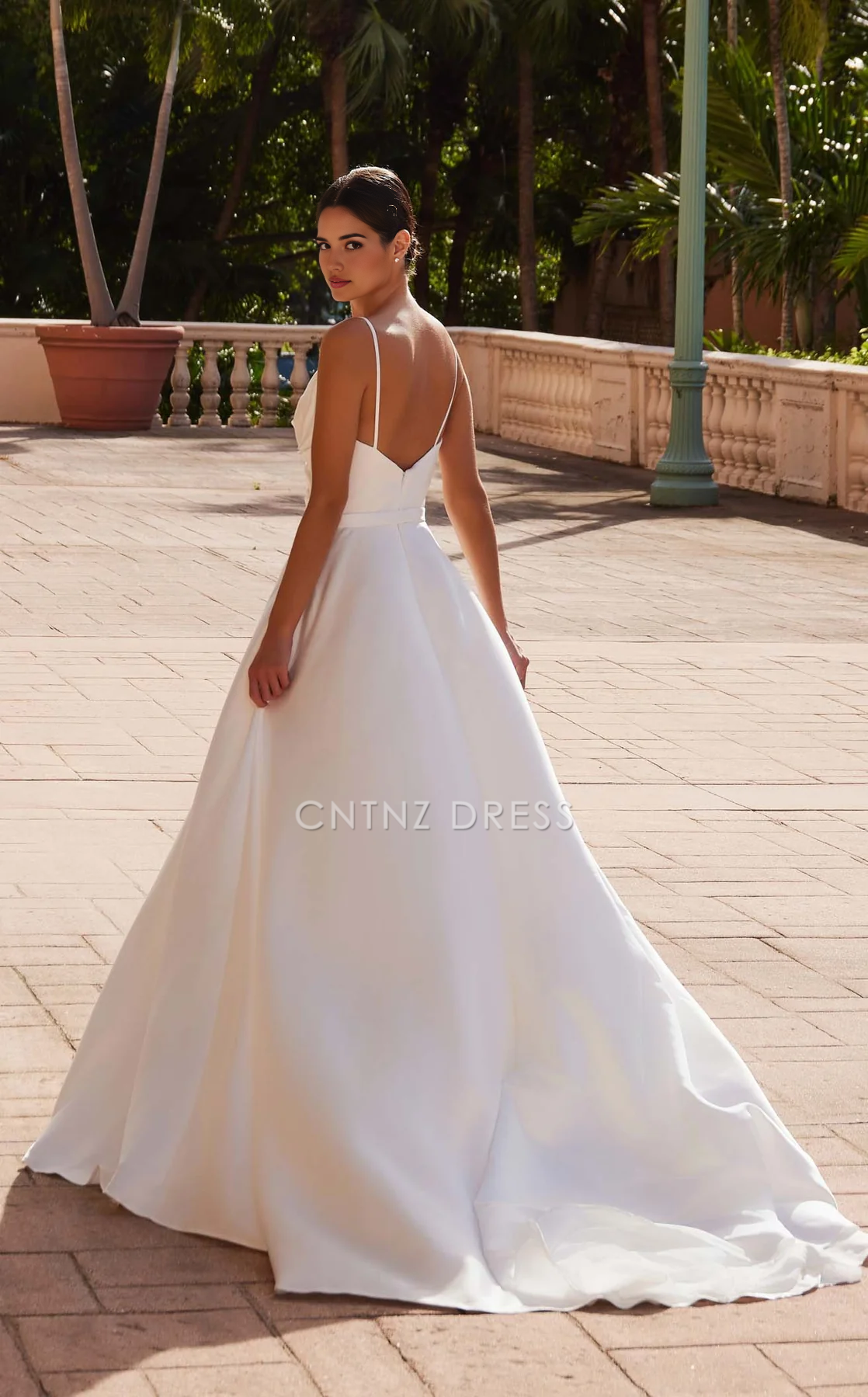 CNTNZ DRESS Elegant A Line Spaghetti Strap V Neck Backless Dignified Hot Sale Wedding Dress