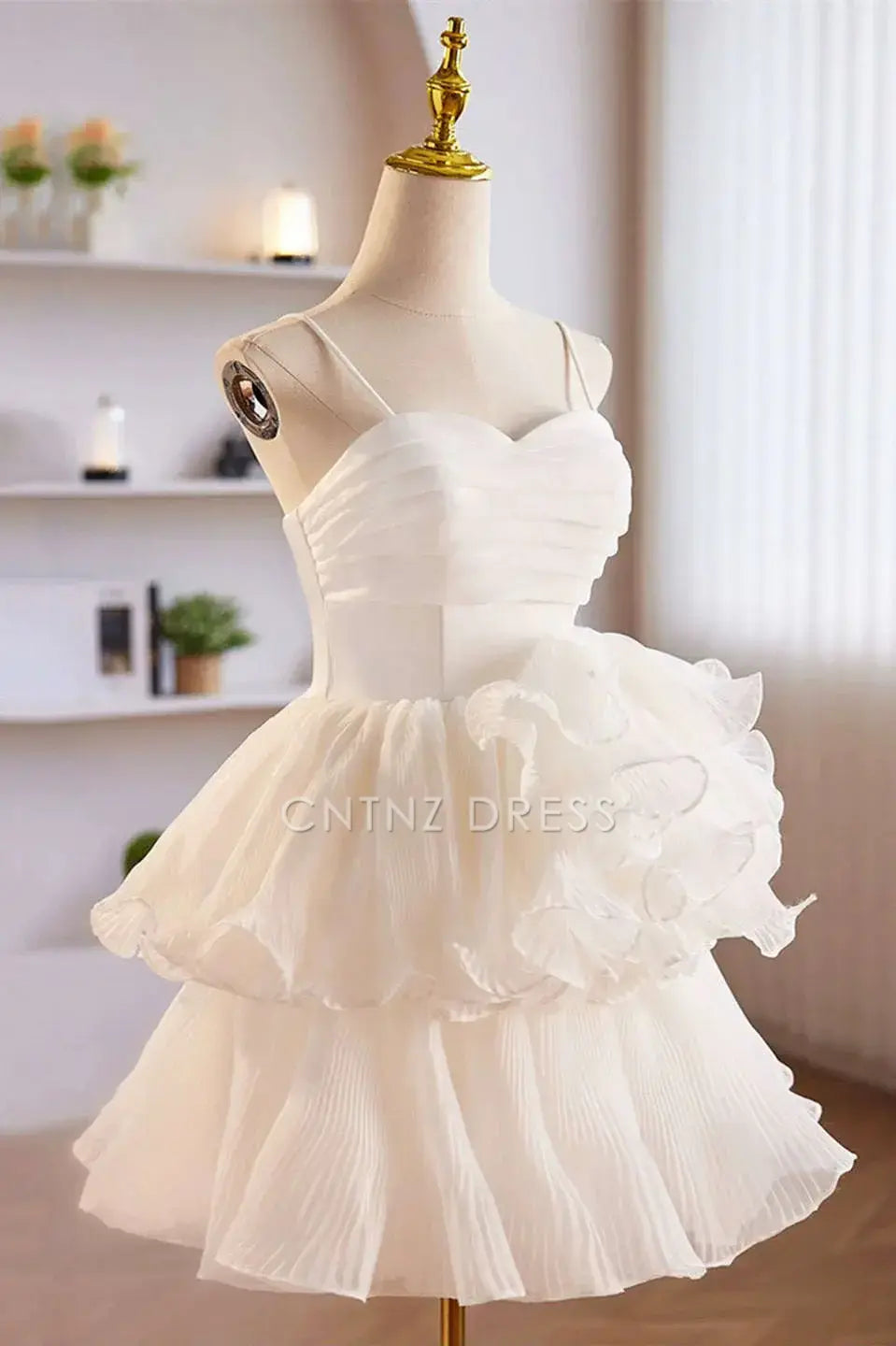 CNTNZ DRESS Hot Sale Homecoming Dress Cute A-Line Sweetheart Neckline Spaghetti Strap White Ruffle Exquisite Short Dress