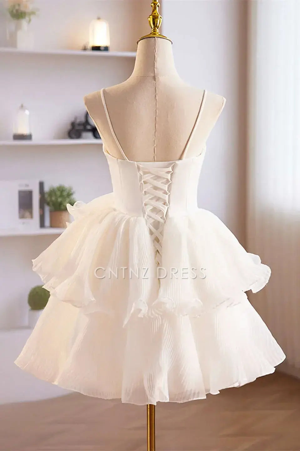 CNTNZ DRESS Hot Sale Homecoming Dress Cute A-Line Sweetheart Neckline Spaghetti Strap White Ruffle Exquisite Short Dress