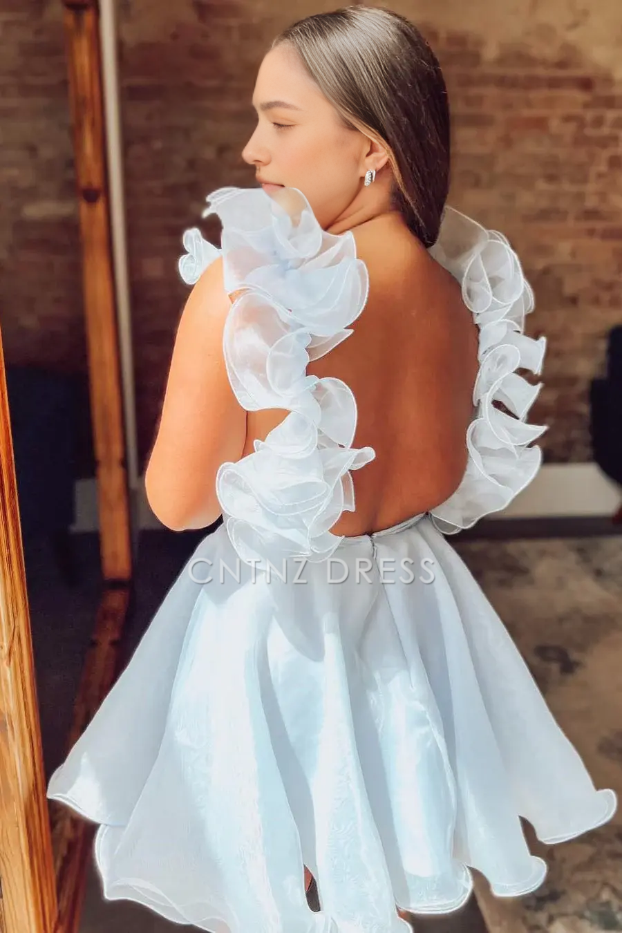 CNTNZ DRESS Hot Sale Homecoming Dress Unique A Line V Neck Ruffles Shoulder Straps Backless Tulle Fashion Short Dress