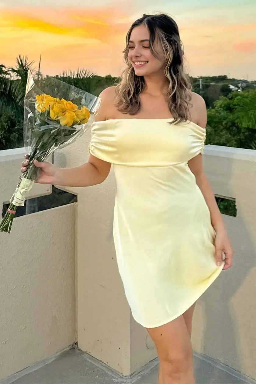 CNTNZ DRESS Hot Sale Homecoming Dress Chic Yellow Sheath Off the Shoulder Bow Back Simple Short Dress