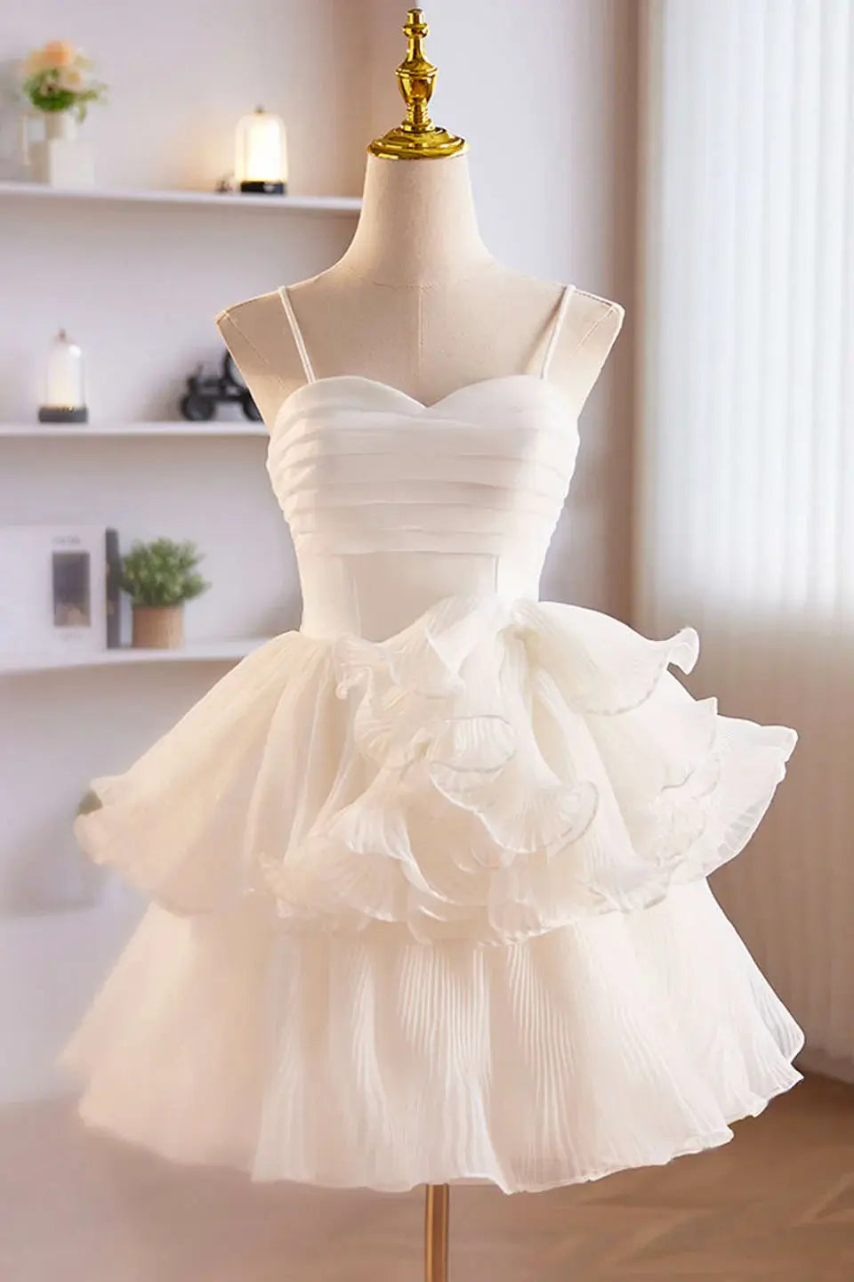 CNTNZ DRESS Hot Sale Homecoming Dress Cute A-Line Sweetheart Neckline Spaghetti Strap White Ruffle Exquisite Short Dress