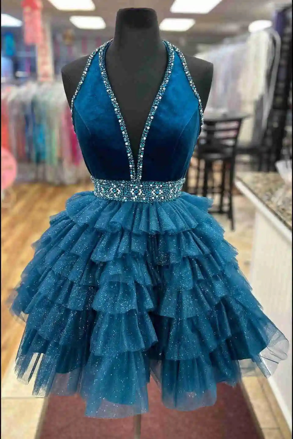 CNTNZ DRESS Hot Sale Homecoming Dress Gorgeous A Line Halter Deep V Neck Beaded Backless Layering Ruffled Fashion Short Dress
