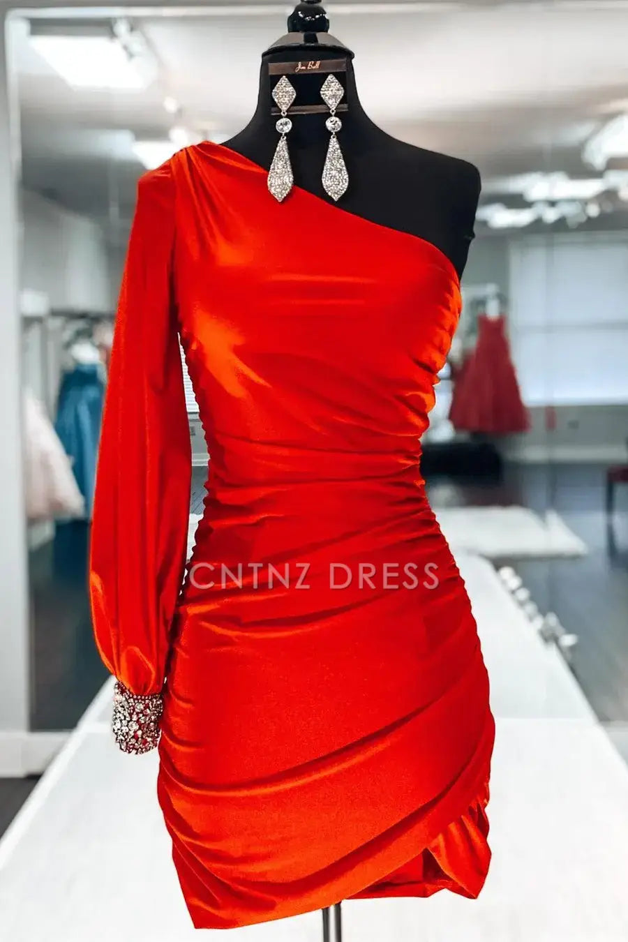 CNTNZ DRESS Hot Sale Homecoming Dress Sheath One Sleeve Pleated Beadwork Elegant Short Dress