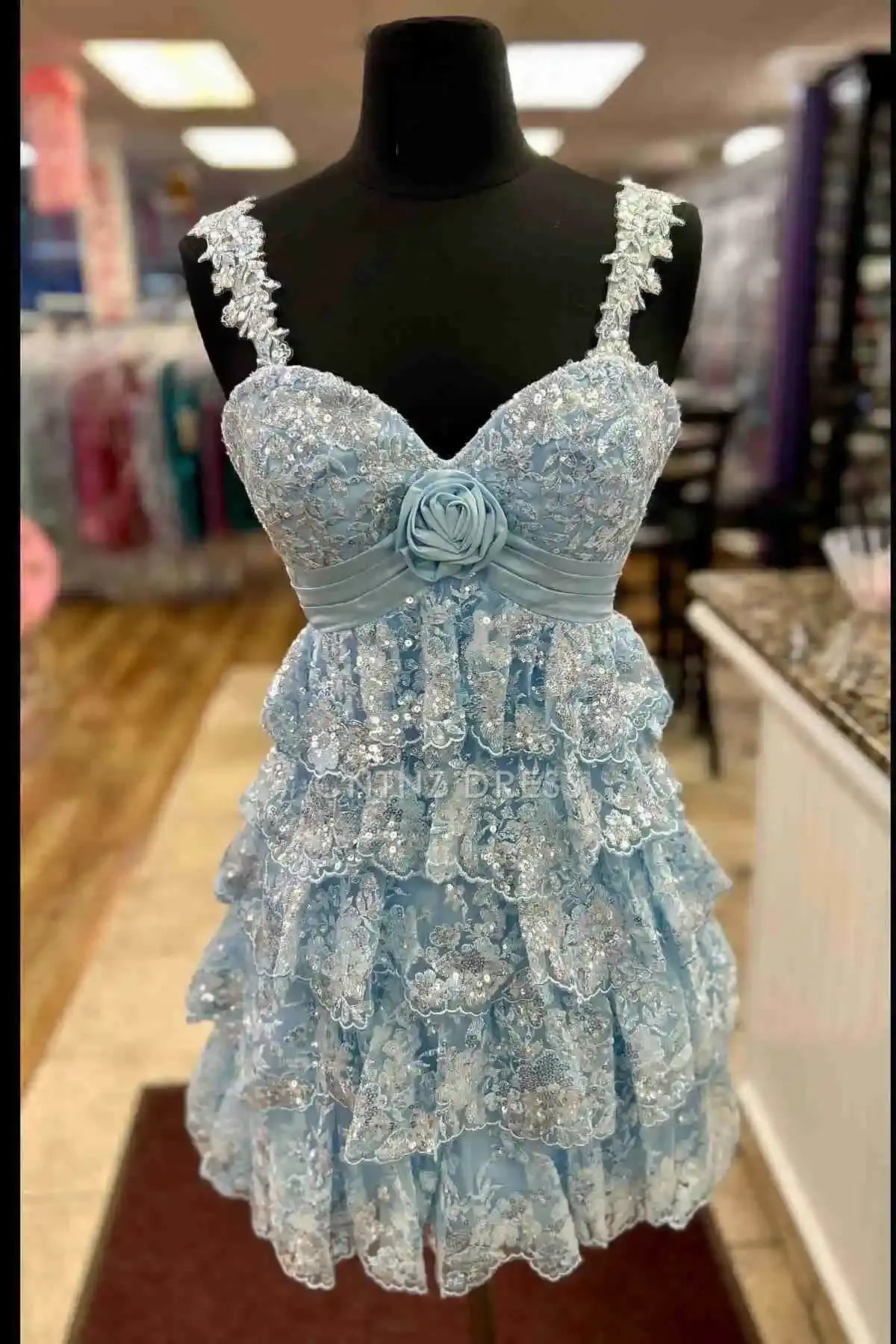 CNTNZ DRESS Hot Sale Homecoming Dress Sparkle A-Line Off Shoulder Sweetheart Neckline Layering Sequin Appliques Exquisite Short Party Dress Short Dress