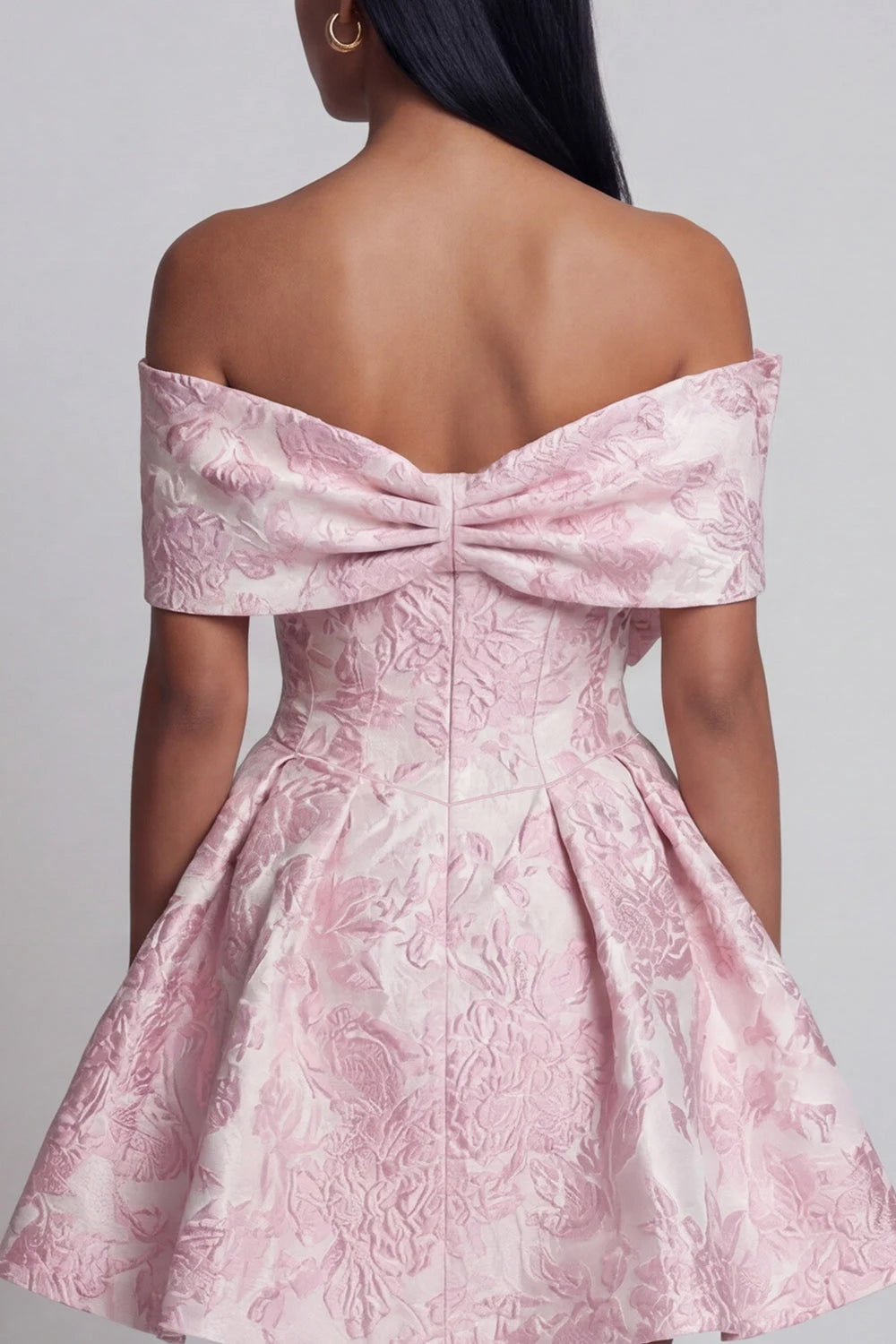 Charming A-Line Off-Shoulder Bow Pink Mini Homecoming Party Dress