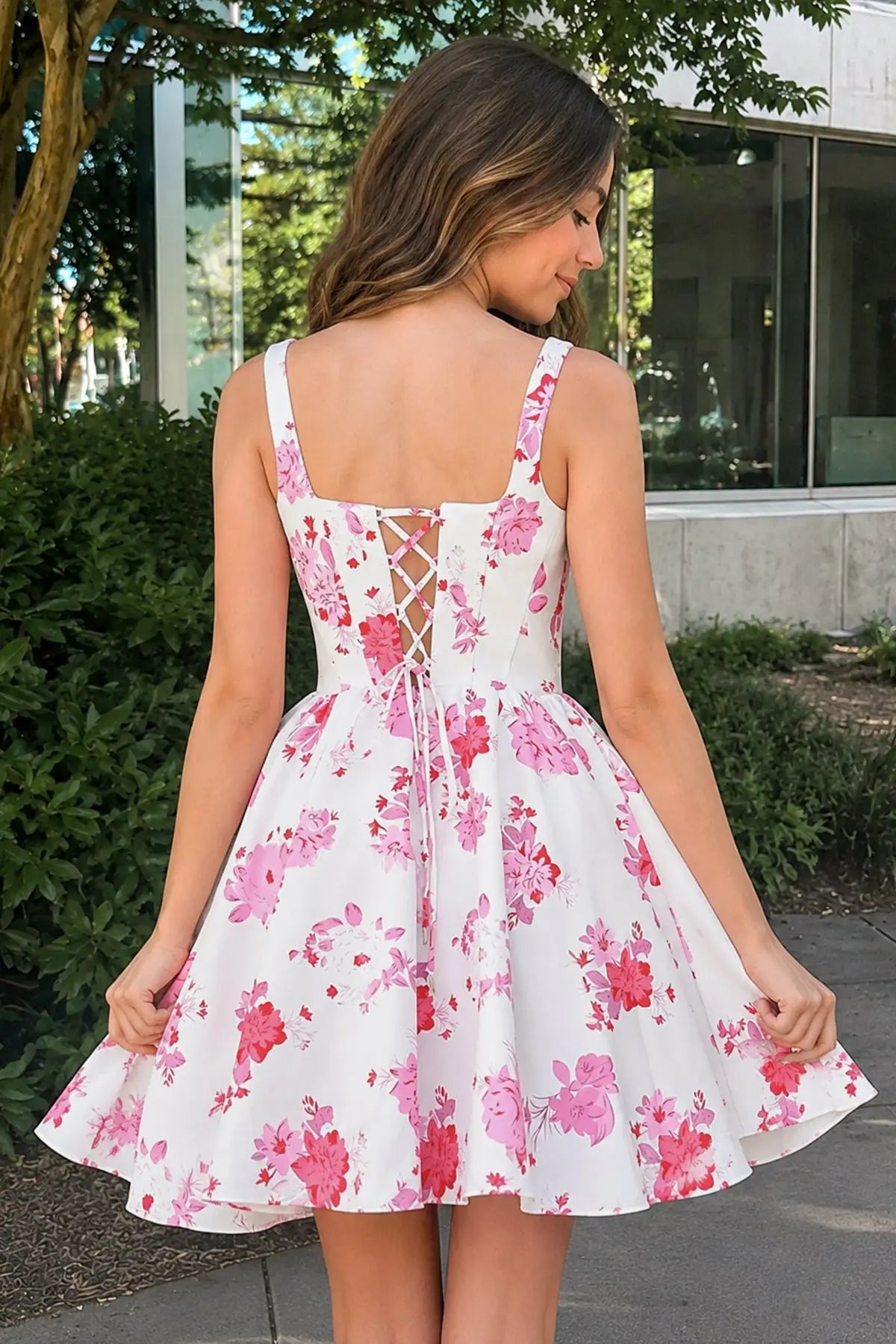 Charming A-Line Square Neck Sleeveless Floral Printed White Short Homecoming Dresses for Teens