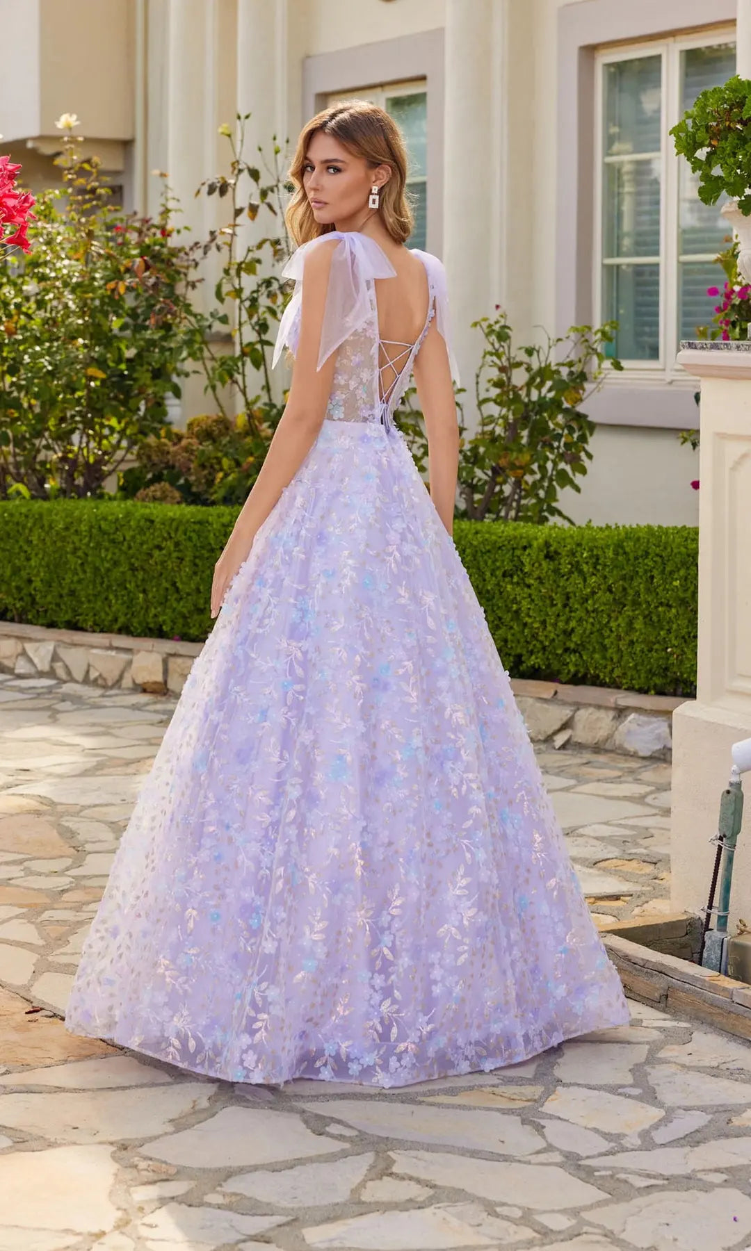 Charming A-Line V-Neck Sleeveless Corset Floral Lavender Long Prom Dresses Women