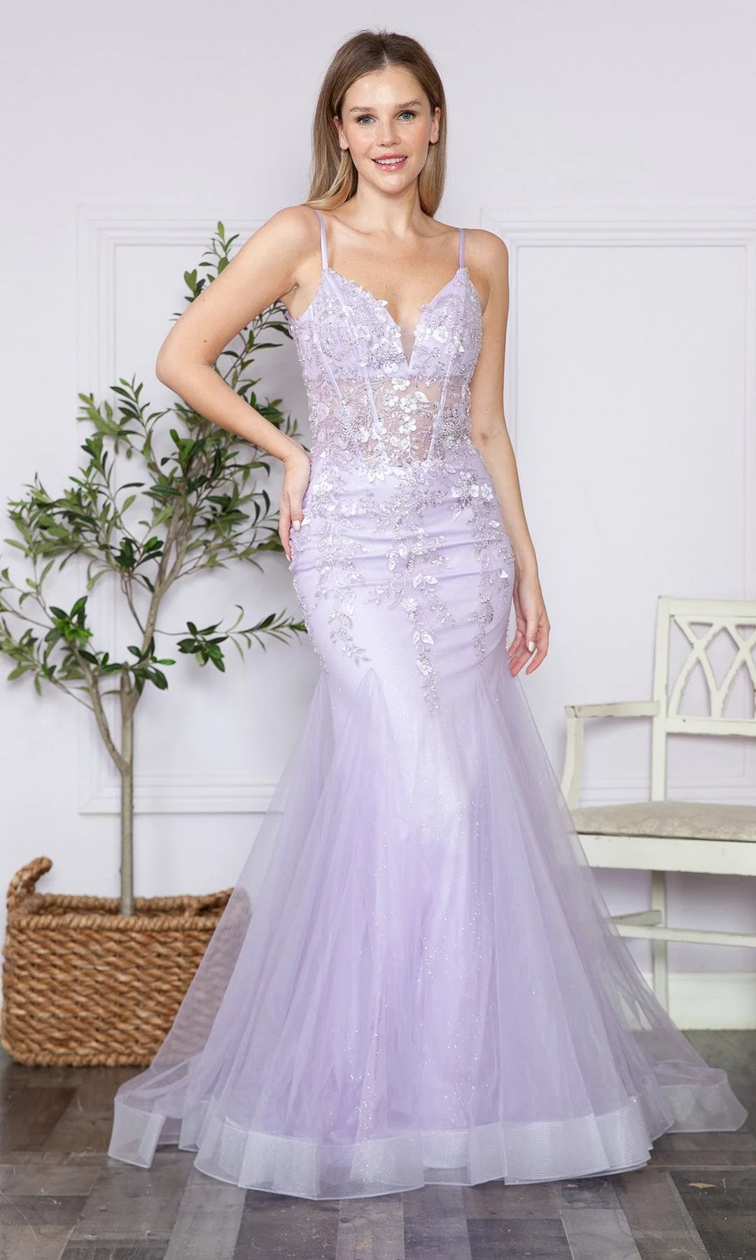 Charming Mermaid V-Neck Sleeveless Applique Corset Lilac Long Prom Dresses Women