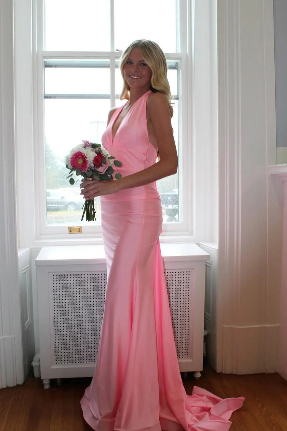 Chic Mermaid Halter Sleeveless Open-Back Floor Length Formal Prom dresses