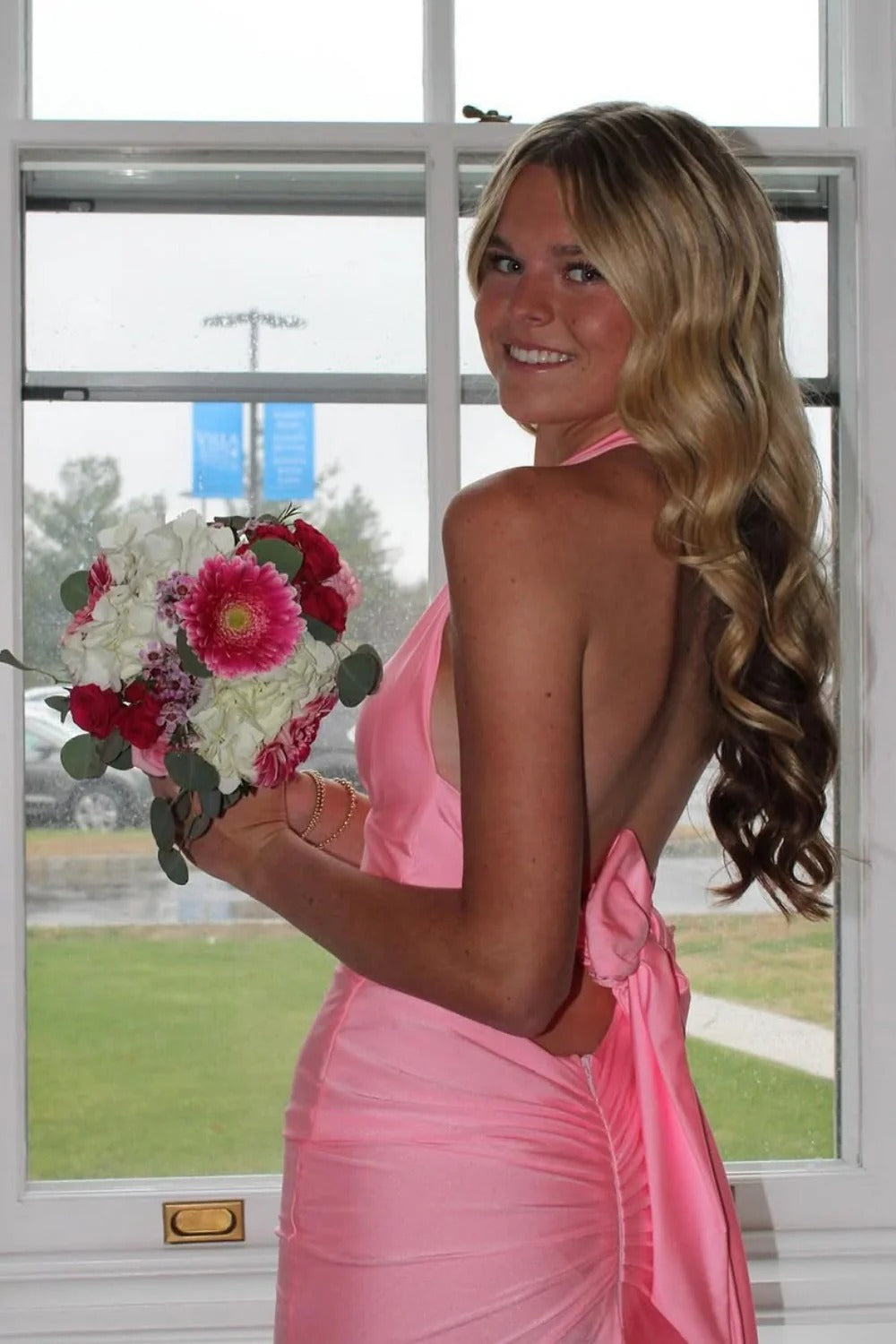 Chic Mermaid Halter Sleeveless Open-Back Floor Length Formal Prom dresses