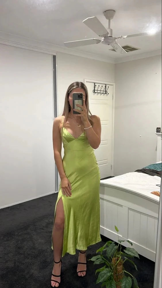 Chic Sheath V-neck Spaghetti Strap Sleeveless Closed Back Midi Length Prom Dress